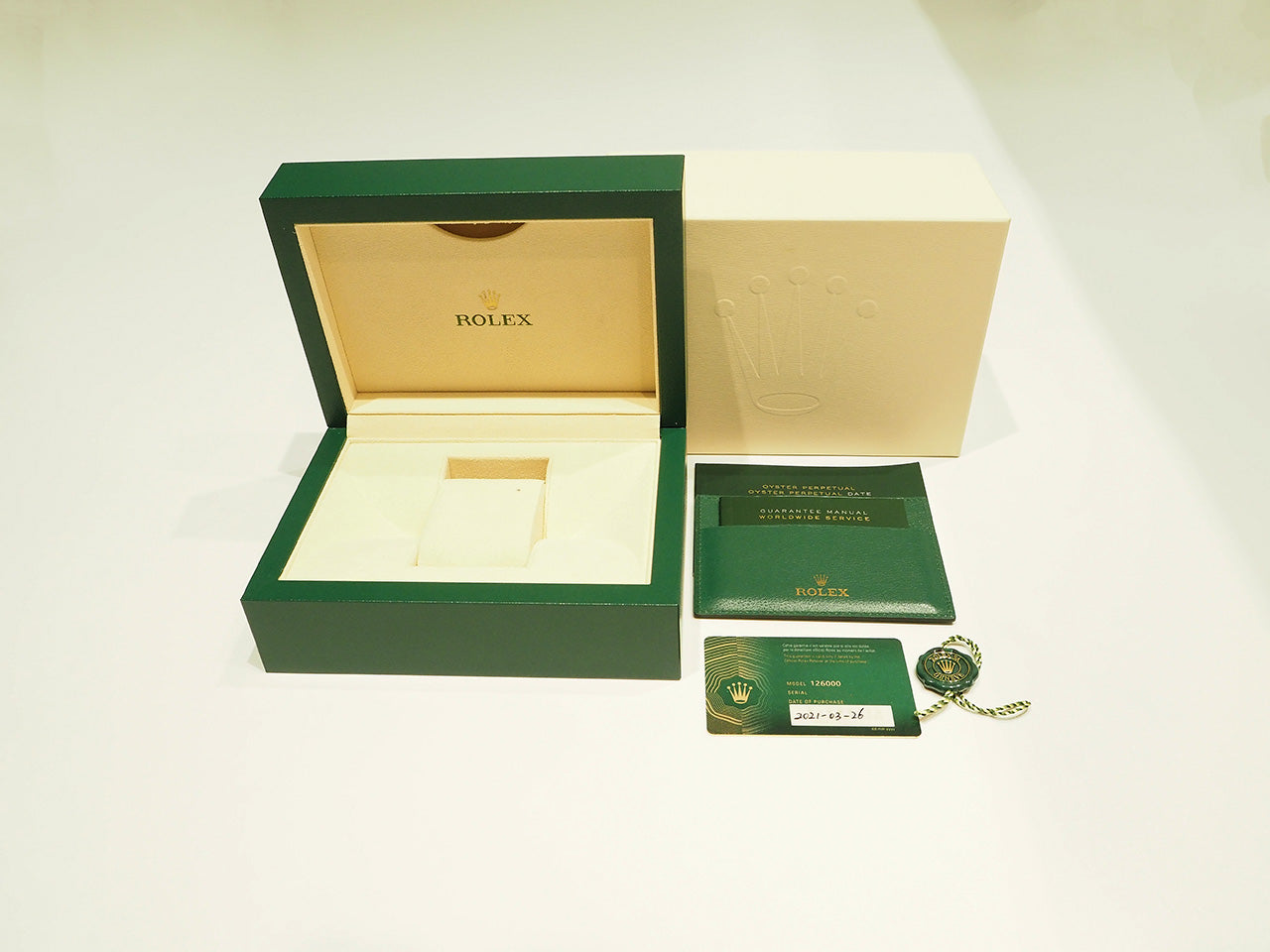 ROLEX オイスターパーペチュアル 126000