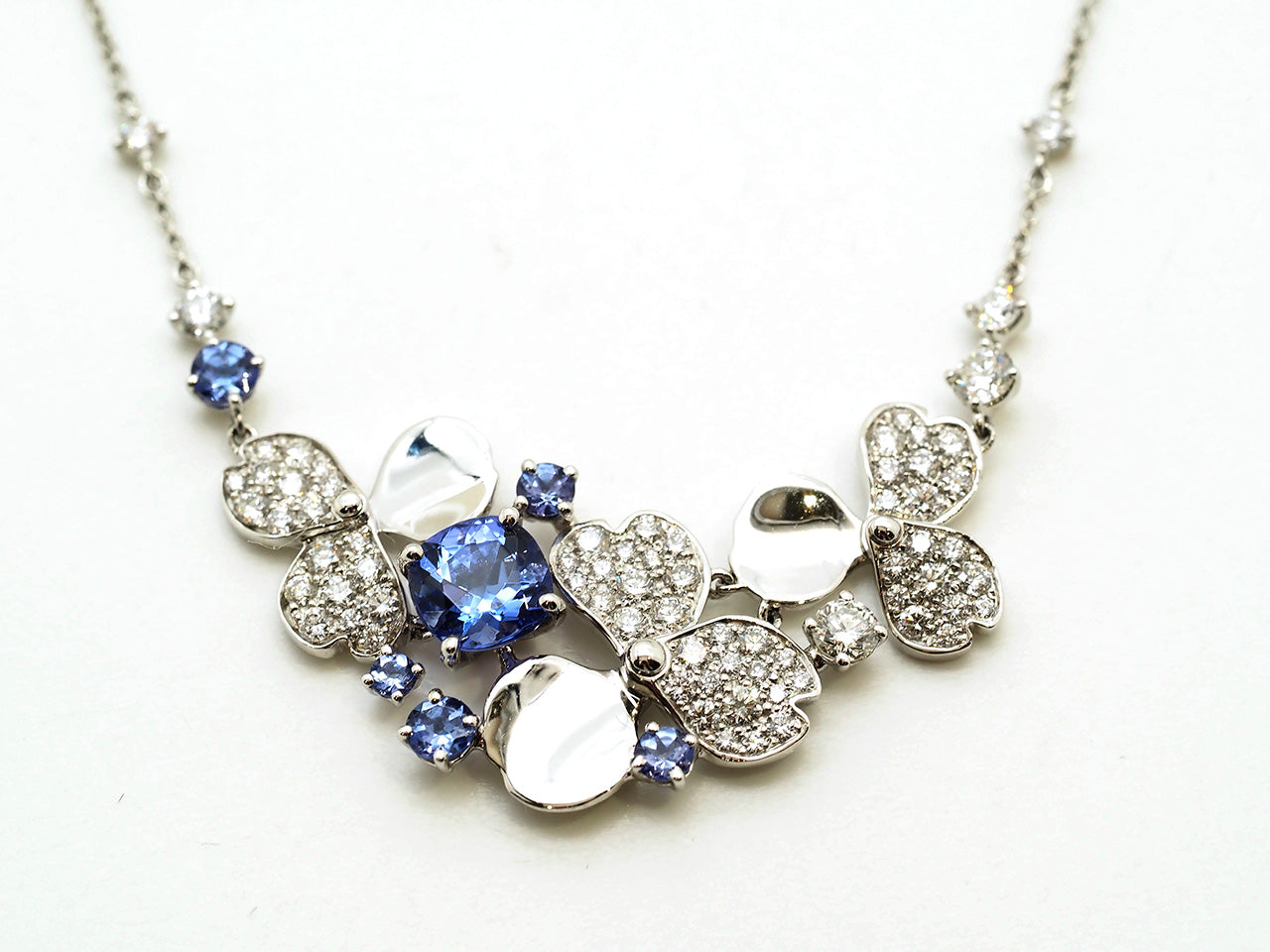 Tiffany&co ペーパーフラワー クラスター ネックレスPT950